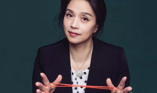 彭兰是谁？为什么好多大学生都抢着“背”她？