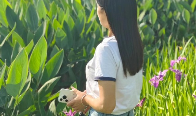 入夏姿势选的好,公园也逛成人生旷野!