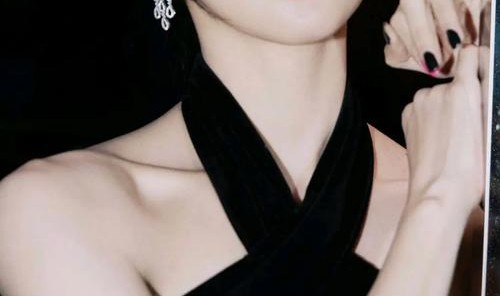 偷学了宁静、蔡卓宜的女团必备小脸操，脸小一圈的我只想说姐姐好飒！