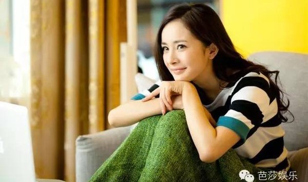 能美能萌还能做段子手，爱杨幂你怕了吗？