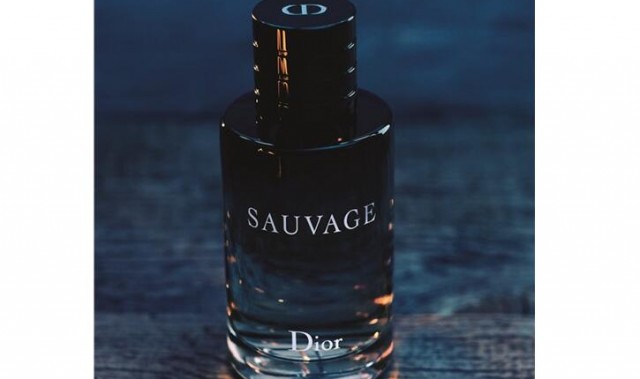 在城市之中 和DIOR迪奥旷野男士淡香氛一起开启旷野穿行