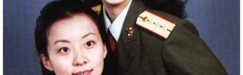 薇薇姐妹拍照怎么能脸那么小?女明星的小脸心机我Get了!