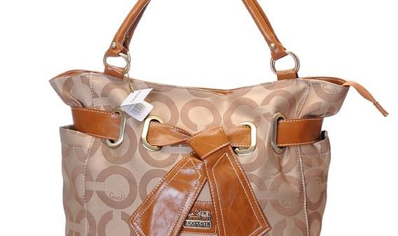 COACH 蔻驰,蔻驰是40年代美国时尚品牌产品