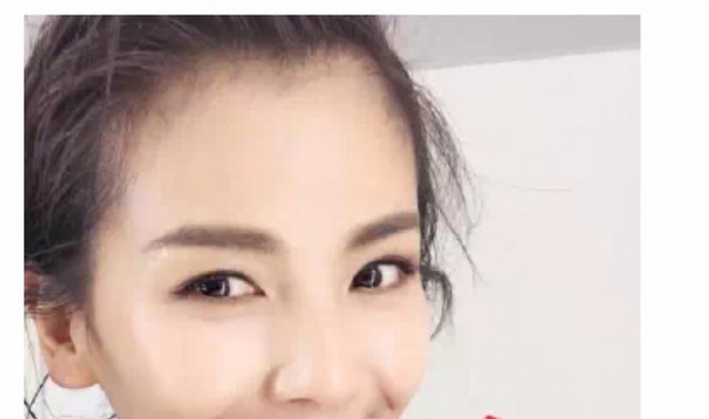 刘涛新年红唇妆为你揭秘如何“美出新高度”