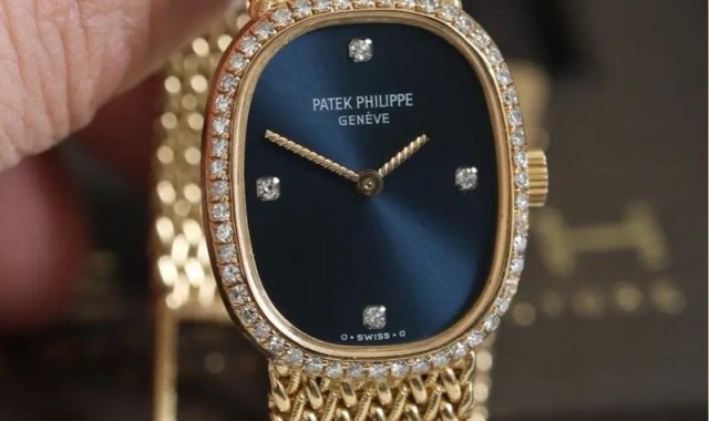 不愧是腕表之王百达翡丽，女款腕表也这么高端大气