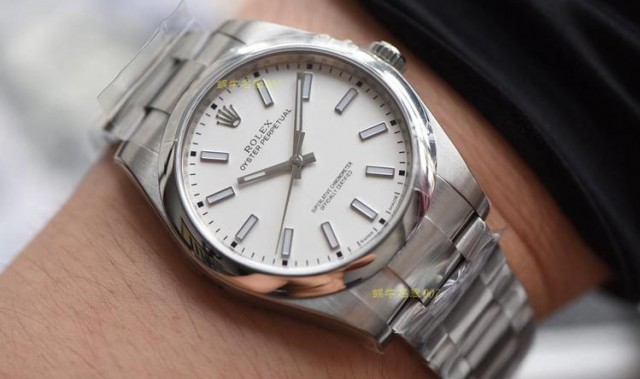 名表丨劳力士独宠904L钢，为什么其他品牌都选择316？