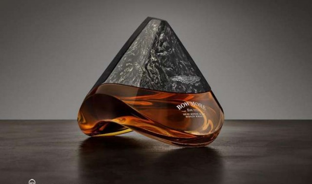 苏富比拍卖臻品钜献：波摩ARC-52“木纹金版”单一麦芽苏格兰威士忌