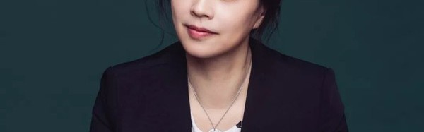 彭兰是谁？为什么好多大学生都抢着“背”她？