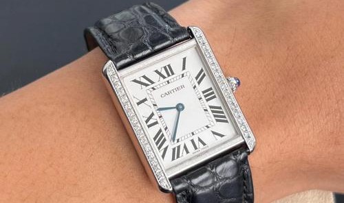 永恒的经典，品鉴卡地亚坦克新款超薄腕表