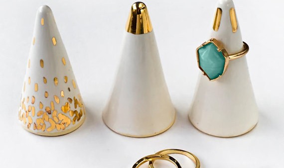 精致的女人就是连装戒指的盒子都不放过