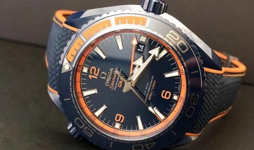 大V腕表  深邃的黑和红与蓝的撞击，VS欧米茄深海之黑评测