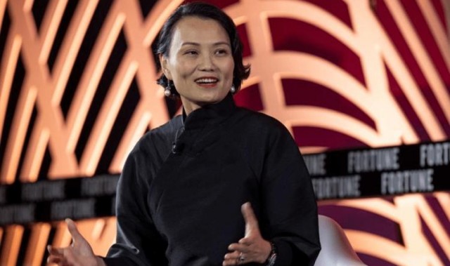 百胜中国CEO屈翠容：想活的舒服，就别把自己看的太了不起