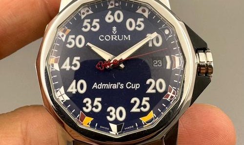 CORUM昆仑表推出全新海军上将系列