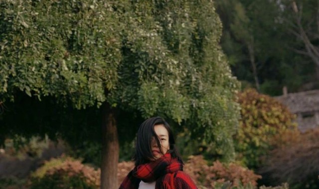 格纹老气横秋谁说的?今天这么穿的明明都是小可爱呀!