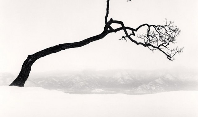 黑白色的极简风光，take your breath away