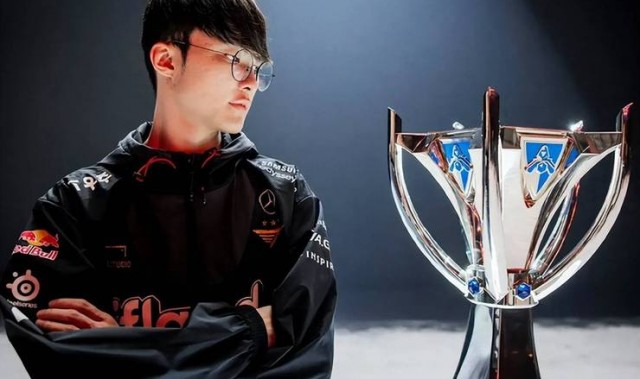 罗杰杜彼特别呈现2020英雄联盟职业联赛LPL名人堂