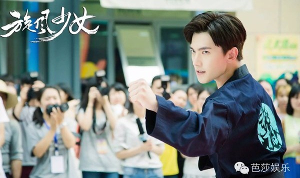 小鲜肉变耿直严父，有一种杨洋的暖叫做父爱如山！