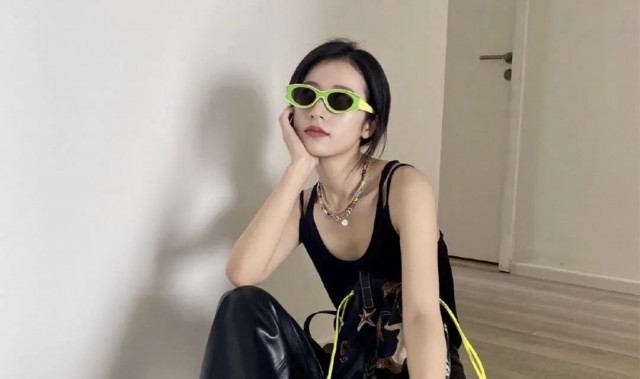 一个墨镜就能加入时髦精阵营？这也太值了！