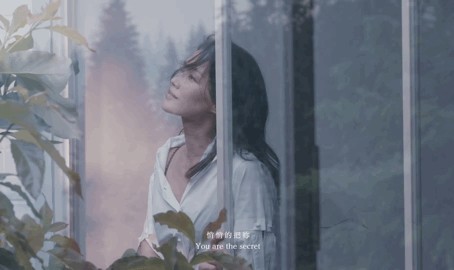 这张高级电影脸，一出现就让我明白了什么叫无滤镜的美！