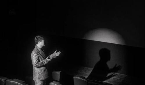 既然这么费力不讨好，为什么还有人继续投拍电影？