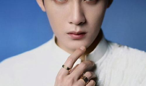 檀健次 今日身份“一日小说家”