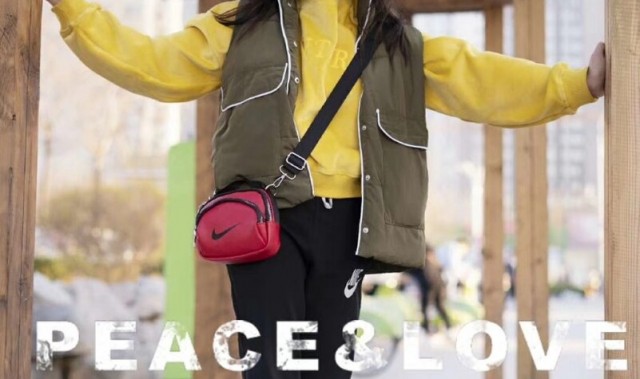 迪桑娜女包,迪桑娜.科桑娜是国内精品原创皮具品牌