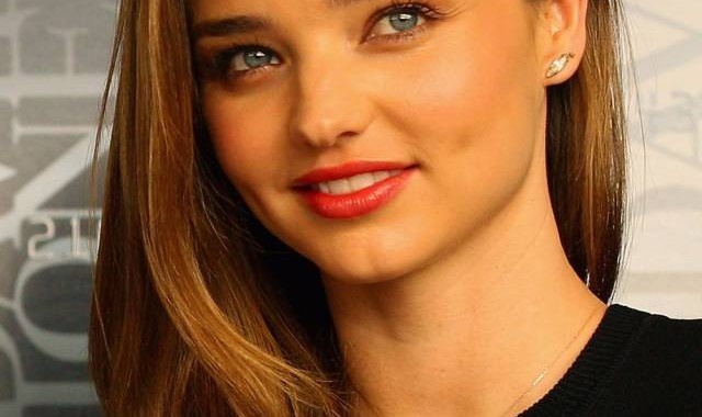 现在流行只戴一只耳环!妈妈再也不担心我乱花钱啦!