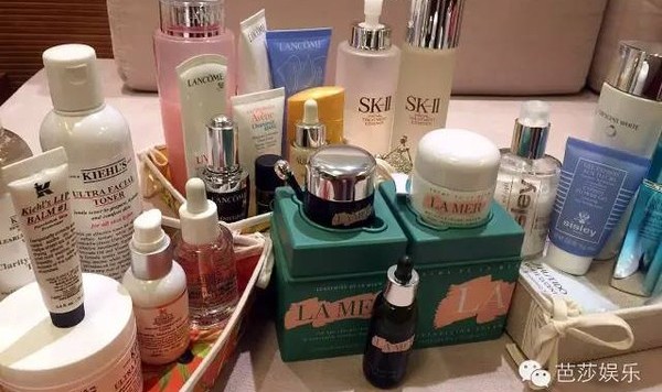 你可以有100个包、200双鞋、300件礼裙，可你只有一张脸！