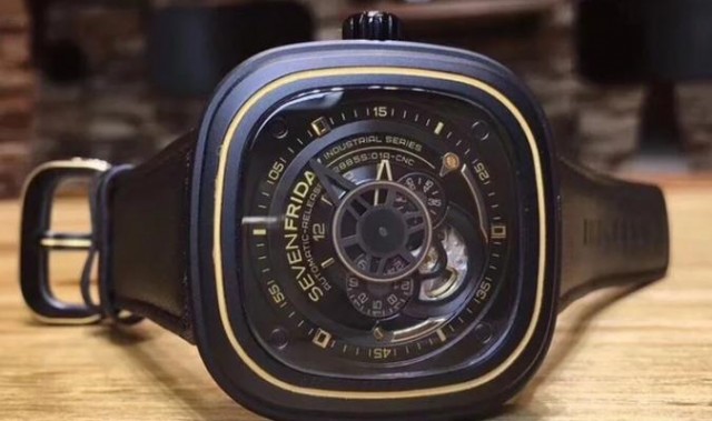 功能齐全价格实惠，7个星期五推出Q系列双时区动能显示腕表