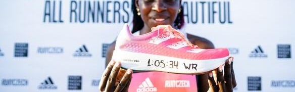 阿迪达斯革命性长距离跑鞋adizero adios Pro国内首秀