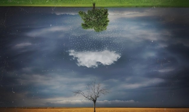 跌落世界边缘,超现实也可以演绎震撼