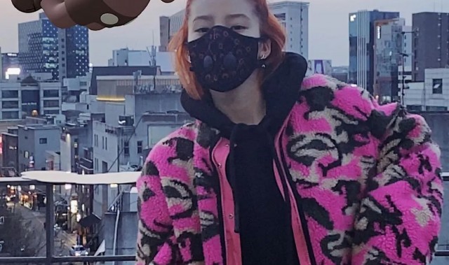 因为这款耳环,我在戴口罩的人群中多看了她一眼