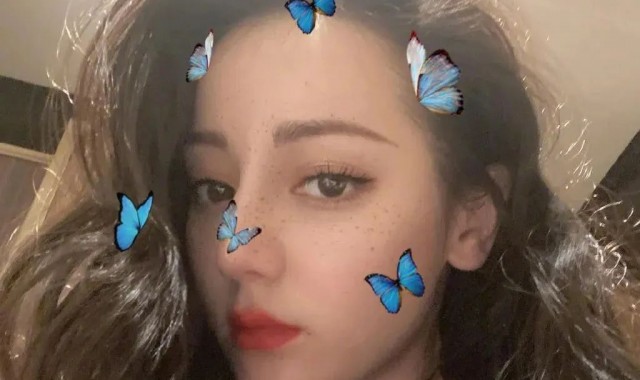 迪丽热巴的七千万粉丝福利,拯救了打开前置相机就想跑的我...