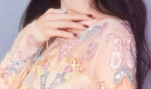 被杨幂带火的“新顶流”,真有那么上头?