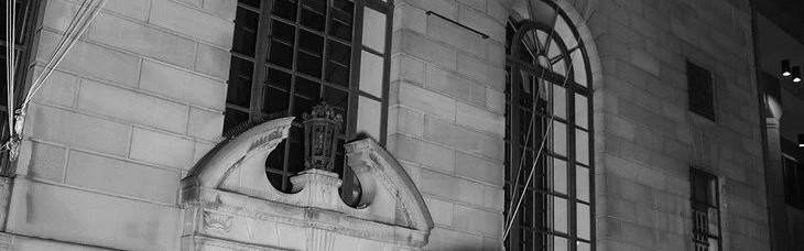 晚上和陈冠希一起去Ralph’s Club,起床跟仙女一起喝Tory Burch下午茶