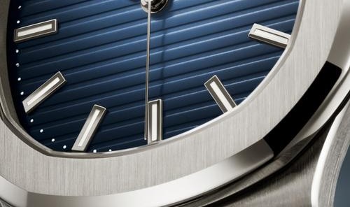 “鹦鹉螺号”艇长威廉.安德森的积家Geophysic腕表