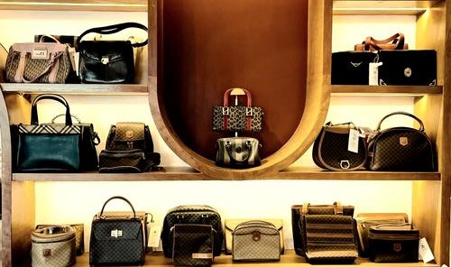 箱包店加盟,如何开一个两元店?这些东西可能会影响你