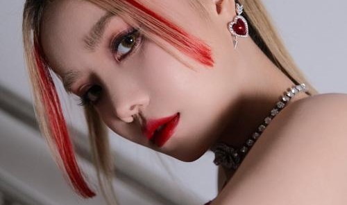 原来有辨识度是这么美,安崎的痣我Get了!