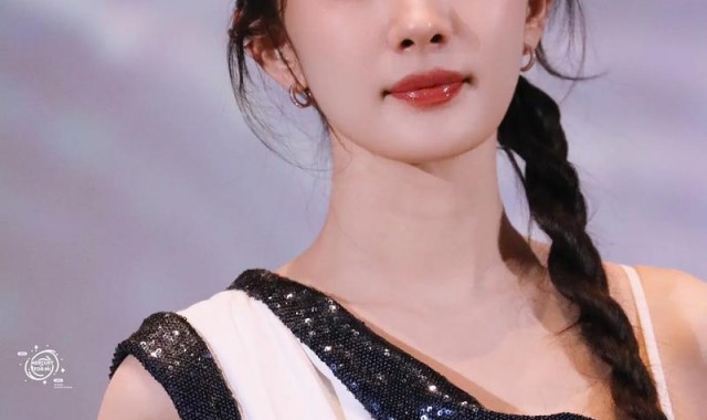 杨幂 我从不看向身后 Towards the Sun