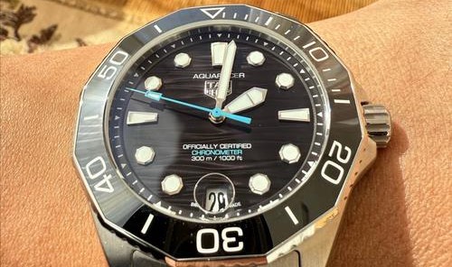 TAG Heuer泰格豪雅超越边界，推出竞潜系列Professional 300腕表