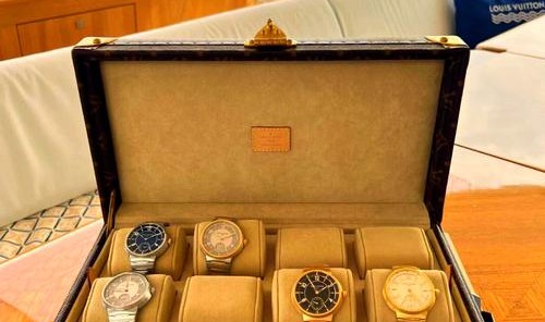 路易威登 Tambour Damier Graphite Race 系列腕表 勇者无畏