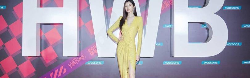 花木兰穿着小黄裙跑路了,何穗设计的小白裙长这样的啊?