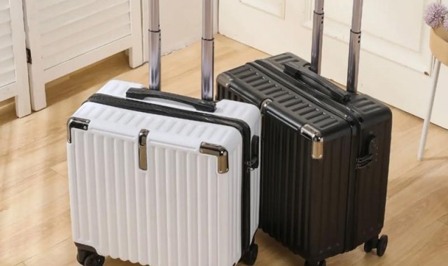 小型行李箱图片,小型储物柜数量多大型行李箱或很难放进去