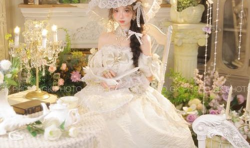 满屏的精致与浪漫，洛可可风格也太迷人了吧！