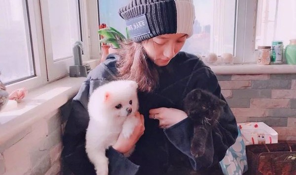 杨幂宋茜关晓彤的帽子戏法,三款最IN帽子为你撑起整个冬天的时髦!