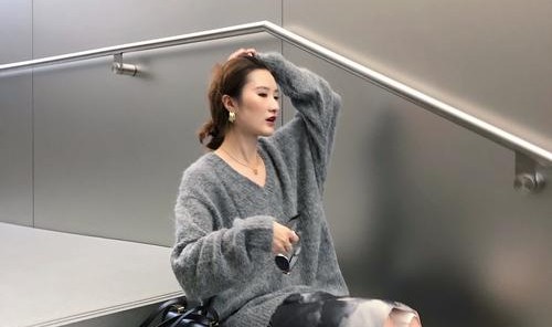冬天也想穿裙装?一双长靴来帮你!