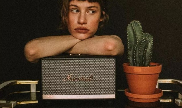 表面光鲜亮丽的时装编辑们,背地里竟然都在买这些?