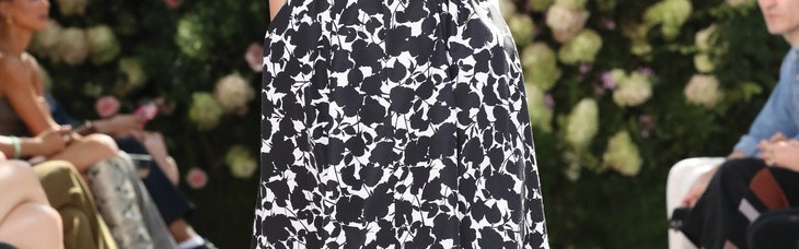 Michael Kors 2022 SS拟塑春夏都市罗曼史