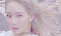 要不要学？少女时代泰妍靠这个妆暖了初秋、称霸音乐榜！