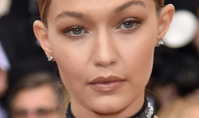 2016 MET Ball 美宝莲纽约超模代言人惊艳亮相